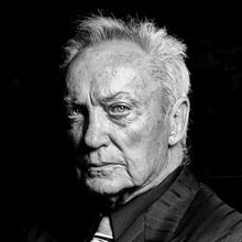 602. TV-mentes nap (nov. 28.)